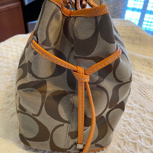 Coast Satchel style Purse - Picture 3 of 12
